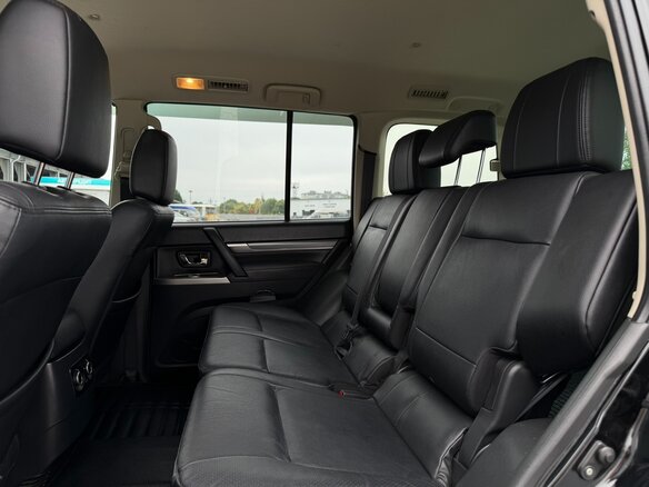 2014 Mitsubishi Pajero IV Рестайлинг 1, чёрный - вид 28