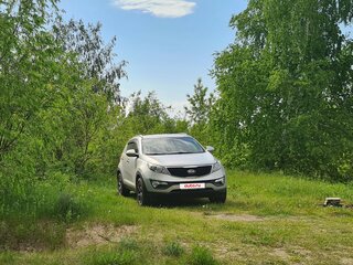 2015 Kia Sportage III Рестайлинг, серебристый, 1450000 рублей, вид 1