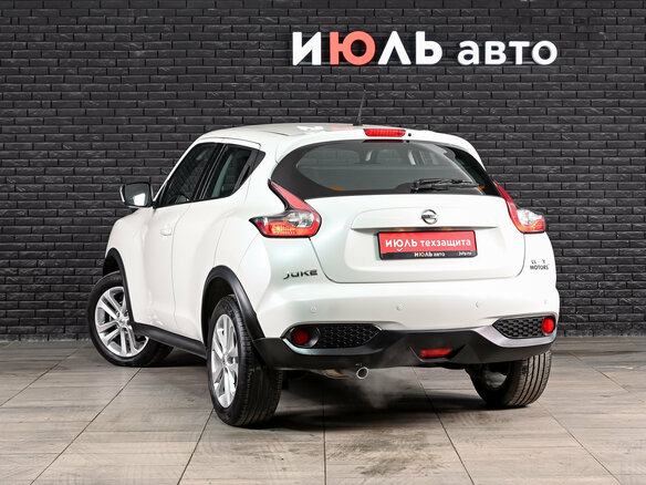 2015 Nissan Juke I Рестайлинг, белый, 1630000 рублей - вид 7