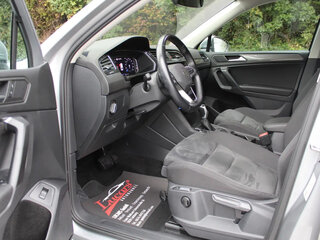 2023 Volkswagen Tiguan Allspace II Рестайлинг, серый, 3750000 рублей, вид 5