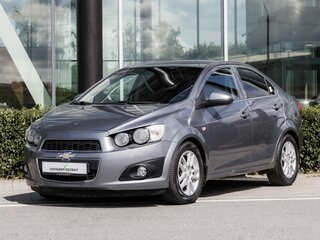2013 Chevrolet Aveo II, серый, 650000 рублей, вид 1