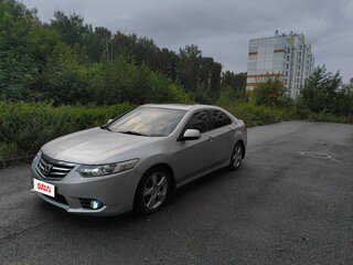 2011 Honda Accord VIII Рестайлинг, серебристый, 1150000 рублей, вид 1