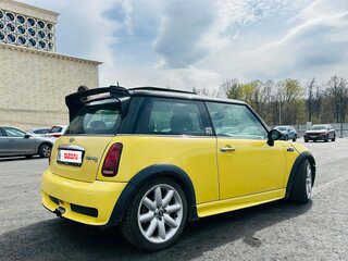 2005 Mini Hatch Cooper S I (R50), жёлтый, 890000 рублей, вид 3