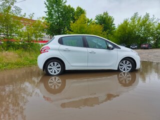2013 Peugeot 208 I, белый, 600000 рублей, вид 5