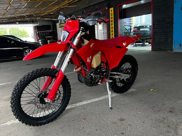 2025 Xingyue XYQH-806W, красный - вид 1