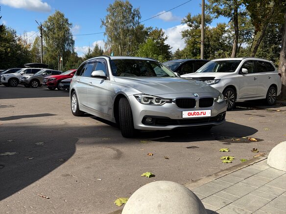 2017 BMW 3 серии 318i VI (F3x) Рестайлинг, серебристый, 1700000 рублей - вид 2