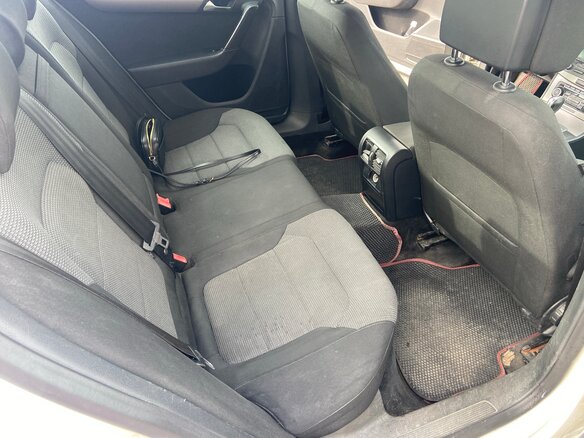 2011 Volkswagen Passat B7, белый, 620000 рублей - вид 15