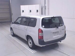 2021 Toyota Probox I Рестайлинг, серебристый, 792505 рублей, вид 2