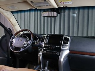 2014 Toyota Land Cruiser 200 Series Рестайлинг 1, чёрный, 3449000 рублей, вид 5