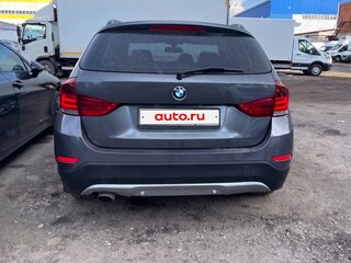 2013 BMW X1 18i I (E84) Рестайлинг, серый, 1060000 рублей, вид 3