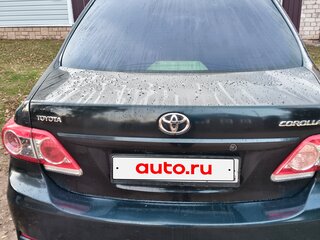 2010 Toyota Corolla X (E140, E150) Рестайлинг, чёрный, 700000 рублей, вид 3