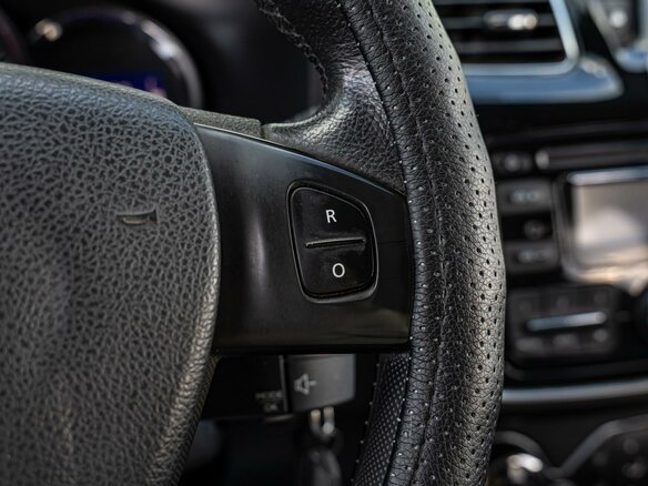 2015 Renault Logan II, бежевый, 740000 рублей - вид 15