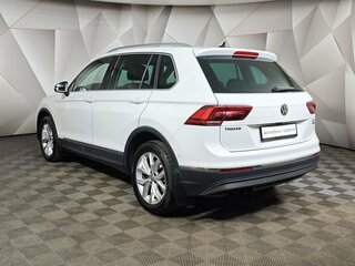 2017 Volkswagen Tiguan II, серый, 2197000 рублей, вид 4