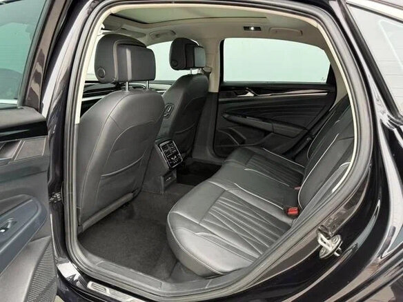 2022 Volkswagen Passat (North America and China) II (China Market) Рестайлинг, чёрный, 1670000 рублей - вид 4