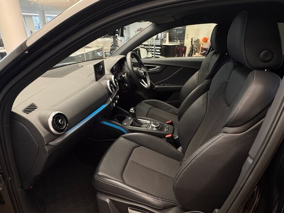 2022 Audi Q2 35 TFSI I Рестайлинг, чёрный, 1663203 рублей - вид 19
