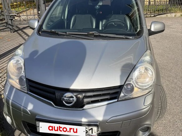 2012 Nissan Note I Рестайлинг, серебристый, 750000 рублей