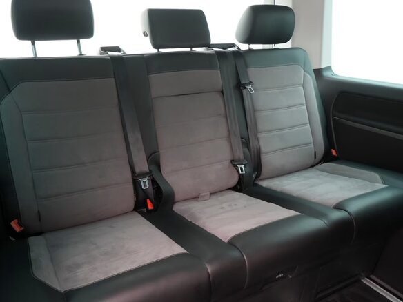 2022 Volkswagen Multivan T6 Рестайлинг, серый, 5200000 рублей - вид 10