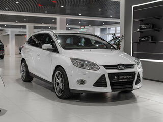 2014 Ford Focus III, белый, 1145000 рублей, вид 2