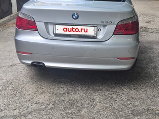 2008 BMW 5 серии 530i V (E60/E61) Рестайлинг, серебристый, 1500000 рублей, вид 2