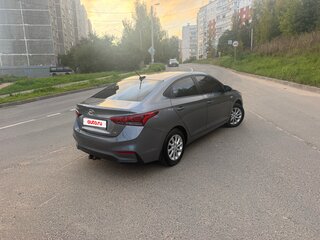 2017 Hyundai Solaris II, серый, 1330000 рублей, вид 4