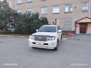 2014 Toyota Land Cruiser 200 Series Рестайлинг 1, белый, 3300000 рублей, вид 1