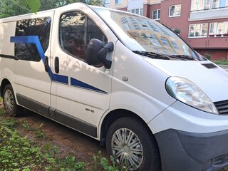 2009 Renault Trafic II Рестайлинг, белый, 1100000 рублей, вид 2