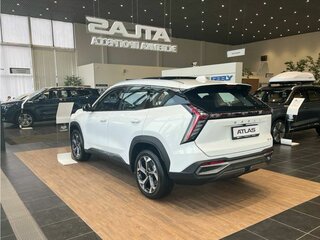 2026 Geely Atlas II, белый, 3449990 рублей, вид 4