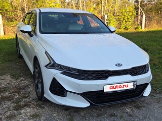2021 Kia K5 III, белый, 2350000 рублей, вид 3