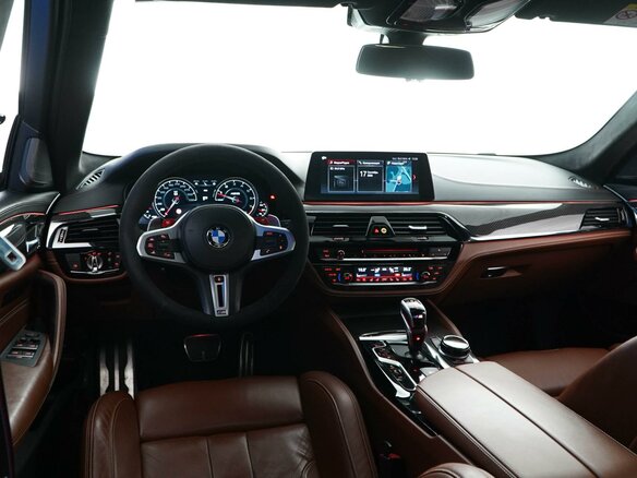 2019 BMW M5 Competition VI (F90), фиолетовый, 7388444 рублей - вид 5