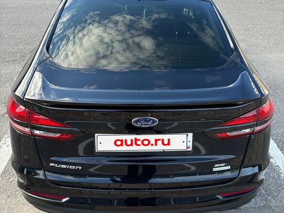 2019 Ford Fusion (North America) II Рестайлинг, чёрный, 1600000 рублей - вид 17