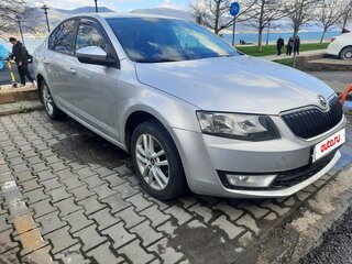 2016 Skoda Octavia III (A7), серебристый, 1000000 рублей, вид 3