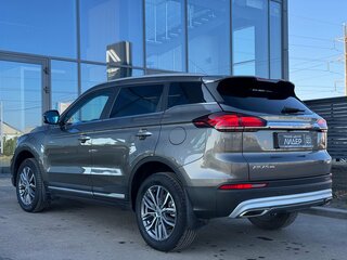 2024 Geely Atlas Pro, серый, 1970000 рублей, вид 4