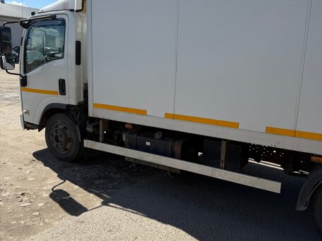 2019 Isuzu Elf (N-series), белый, 3200000 рублей, вид 1