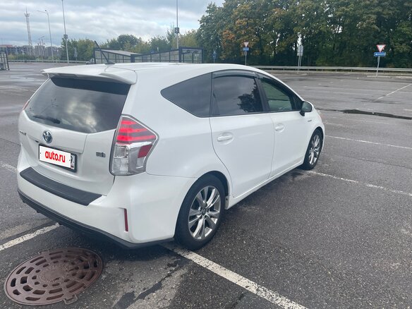 2016 Toyota Prius v (+) I Рестайлинг (ZVW40/41), белый - вид 17
