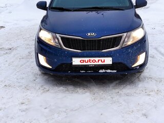 2014 Kia Rio 5-speed III, синий, 990000 рублей, вид 1