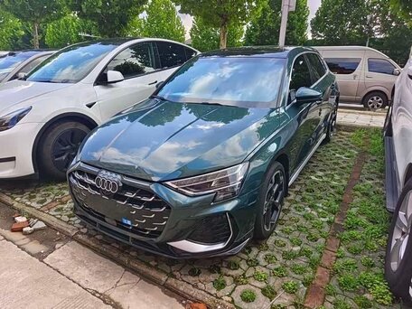 2025 Audi A3 Sportback 35 TFSI IV (8Y) Рестайлинг, зелёный, 1934192 рублей, вид 1