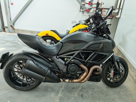2013 Ducati Diavel, чёрный, 1050000 рублей, вид 1