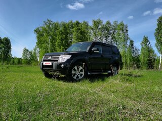 2008 Mitsubishi Pajero IV, чёрный, 1600000 рублей, вид 2