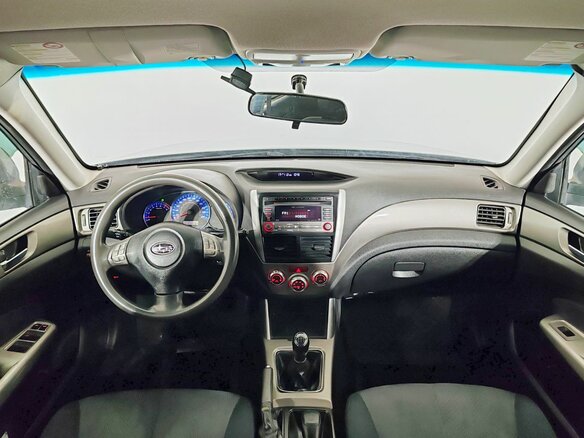 2008 Subaru Forester III, серый, 685000 рублей - вид 9