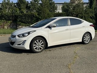 2015 Hyundai Elantra V (MD) Рестайлинг, белый, 1300000 рублей, вид 2