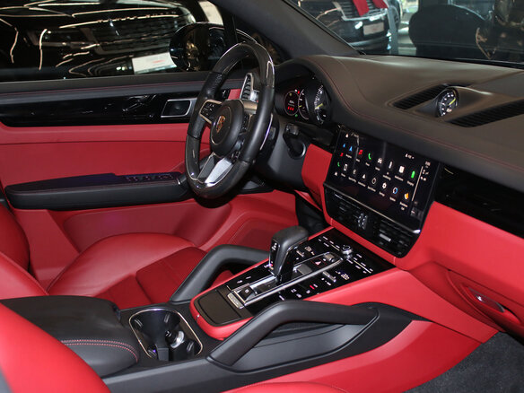 2021 Porsche Cayenne E-Hybrid III, чёрный, 10750000 рублей - вид 12