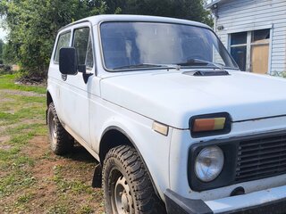 1980 Lada (ВАЗ) 2121 (4x4) I, белый, 180000 рублей, вид 1