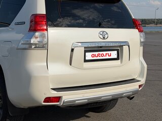 2010 Toyota Land Cruiser Prado 150 Series, белый, 3150000 рублей, вид 2