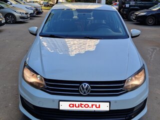 2018 Volkswagen Polo V Рестайлинг, белый, 520000 рублей, вид 1