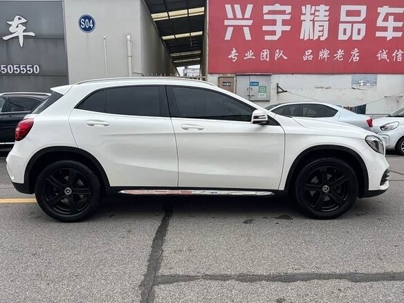 2020 Mercedes-Benz GLA 200 I (X156) Рестайлинг, белый, 1800000 рублей - вид 7