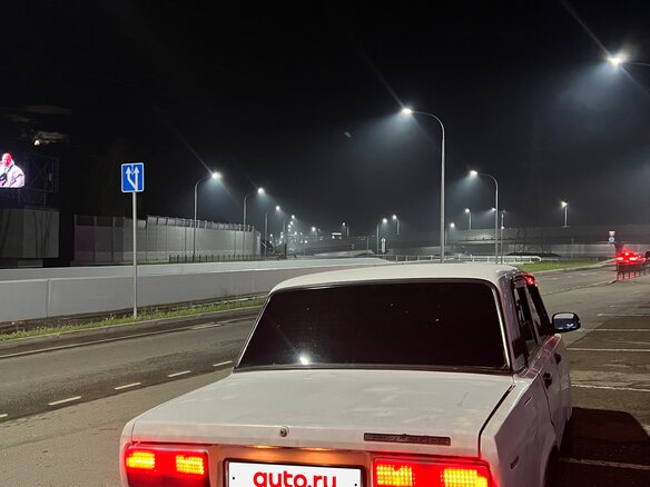 2004 Lada (ВАЗ) 2107, белый - вид 4
