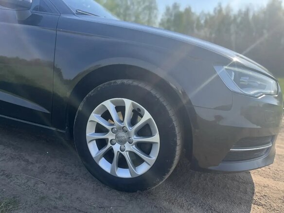 2014 Audi A3 III (8V), коричневый, 1300000 рублей - вид 5