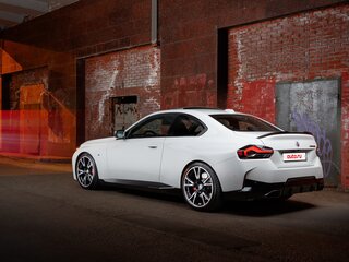 2023 BMW 2 серии M240i xDrive G42 Рестайлинг, белый, 7600000 рублей, вид 3