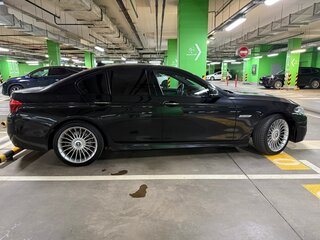 2016 BMW 5 серии 528i xDrive VI (F10/F11/F07) Рестайлинг, чёрный, 2440000 рублей, вид 3