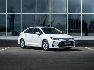 2021 Toyota Corolla XII (E210), белый, 1750000 рублей, вид 1